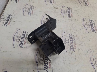 4L0807134C кронштейн усилителя переднего бампера Audi Q7 2005-2015 2012