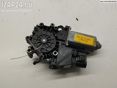 4D0959802F Моторчик стеклоподъемника задний правый Audi A8 D2 (1994-2002) 1998