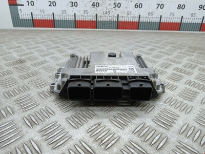Y6Y218881A Блок управления двигателем Mazda 3 BK (2003-2009) 2006 ,