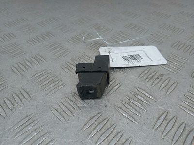 1J0959833A Кнопка открытия лючка бензобака Volkswagen Passat 5 GP (2000-2005) 2003 ,