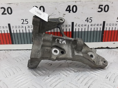 9653249480 Кронштейн генератора Volvo V50 1 (2004-2010) 2007 ,1479827