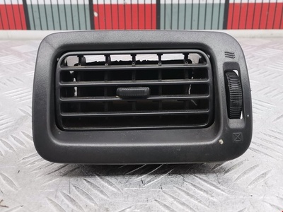 8236426010 Дефлектор обдува салона Subaru Impreza 1 (GC/GF) (1992-2001) 1999 ,