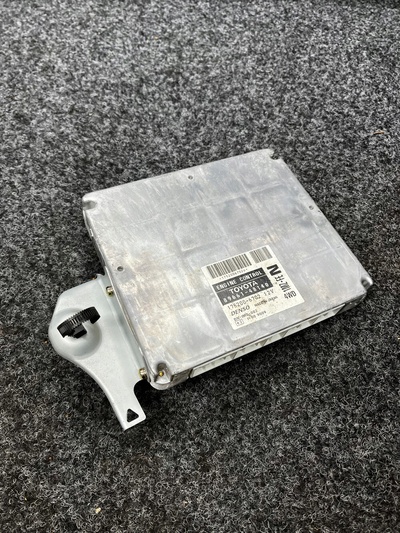 8966148140 Блок управления двигателя lexus rx 300