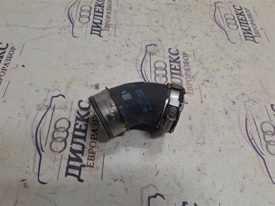 7L6145943B патрубок интеркулера Audi Q7 2005-2015 2012