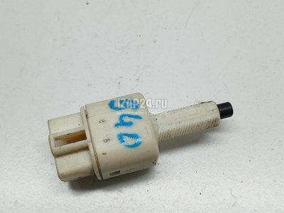 8434009020 Датчик включения стопсигнала Toyota 4 Runner/Hilux Surf (2002 - 2009)