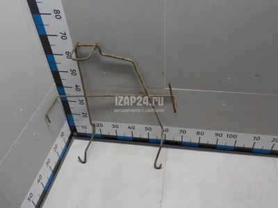 849804260R Кронштейн крепления запасного колеса VAZ Lada Largus 2012