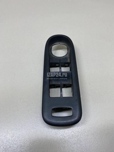 8200548970 Накладка блока управления стеклоподъемниками Renault Kangoo 2008