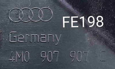 4M0907907C Кронштейн Audi Q7 4M (2015—2020) 2016