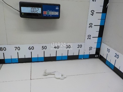 82485A6000 Кронштейн ручки Hyundai-Kia i30 (2012 - 2017)