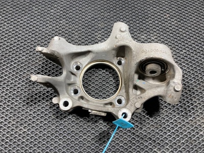 80A505460B кулак задний правый Audi A6 C8 2020 ,80A505436J