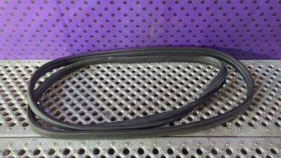 A1647401178 Уплотнитель багажника Mercedes ML W164 2006 A164 740 11 78