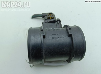 55350046 Расходомер (измеритель потока воздуха) Opel Zafira B 2005