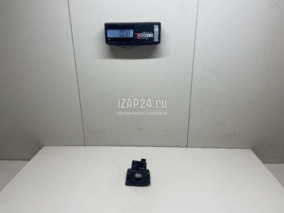 5E0807596 Кронштейн форсунки омывателя фары VAG Octavia (A7) (2013 - 2020)