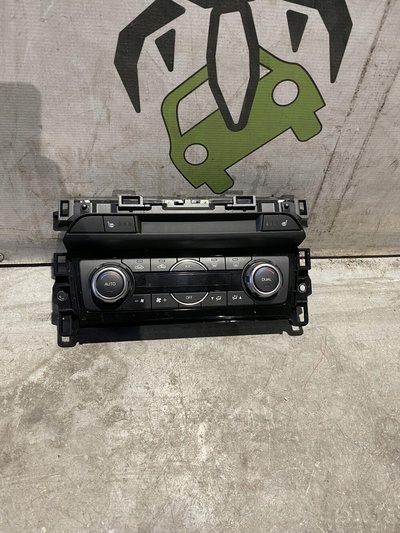 GRM961190A mazda 6 iii gj рестайлинг панель кондиционера
