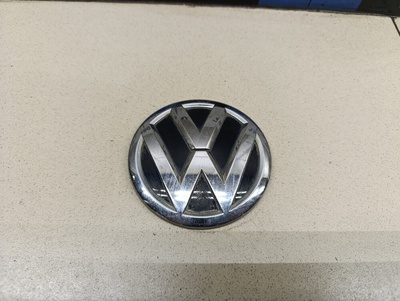 5C6853630FULM Эмблема на крышку багажника VW Jetta 2011>