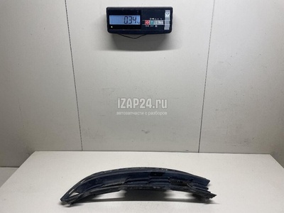 57A8073689B9 Решетка в бампер правая VAG Karoq 2017