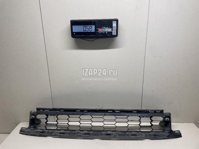 57A853677A9B9 Решетка в бампер центральная VAG Karoq 2017