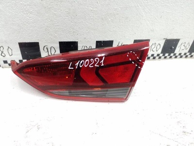 92404H5000 Фонарь задний правый внутренний Hyundai Solaris 2