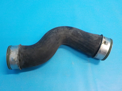 1K0145832J Патрубок интеркулера SKODA Octavia A5 (1Z) 2004-2013