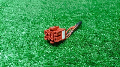 8D0937733B разъем Audi