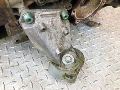 8D0399114AH Кронштейн КПП Audi A6 C5 (S6,RS6) 2000