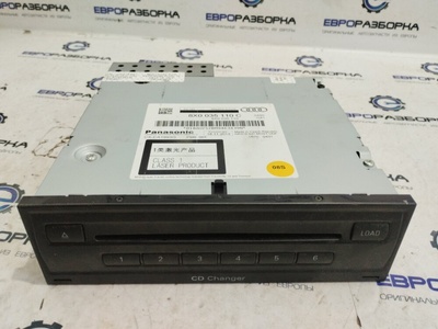 8X0035110C CD-Чейнджер Audi Q7 4L 2012
