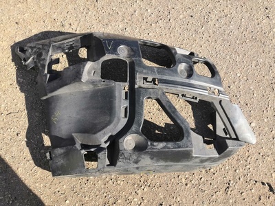 51119498632 Кронштейн крепления бампера переднего BMW 6 G32 2024