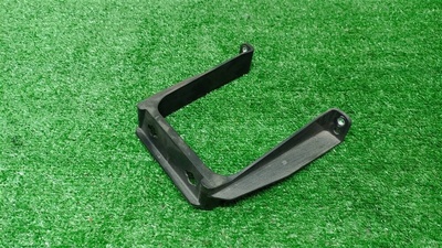 7L0945083 кронштейн VW Touareg 2002-2010 2006