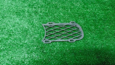 7L6853683A решетка в бампер VW Touareg 2002-2010 2006