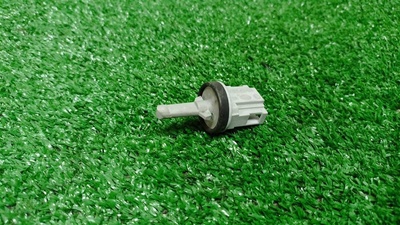 1K0907543A датчик температуры воздуха VW Touareg 2002-2010 2006