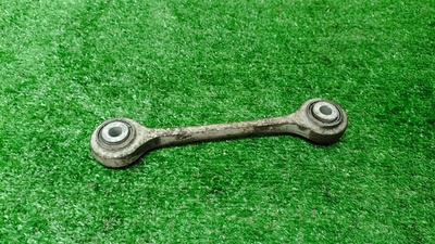 7L0411317 стойка переднего стабилизатора VW Touareg 2002-2010 2006