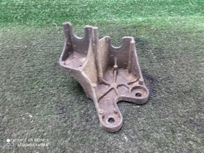 55354120 кронштейн крепления тросов кпп Opel Vectra C (2002-2009)