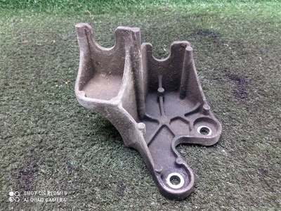 55354120 кронштейн крепления тросов кпп Opel Vectra C (2002-2009)