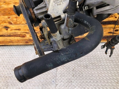 8A0121051A Патрубок радиатора Audi 80 B4 2000