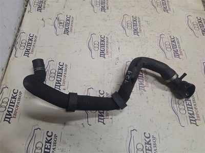 4L0121101 патрубок радиатора Audi Q7 2005-2015 2012