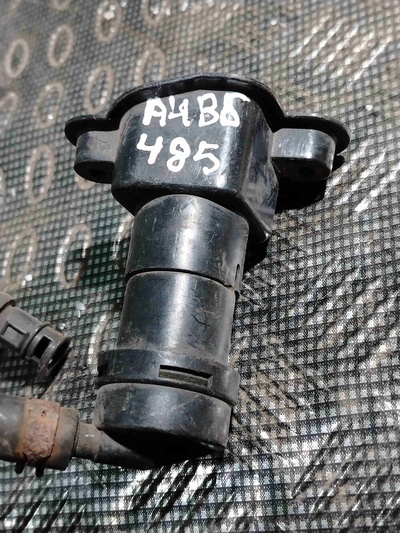 8E0955101D Форсунка омывателя фар Audi A4 B6(2000-2005) 2002