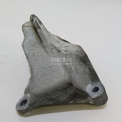 113320021R Кронштейн двигателя Renault Megane II (2003 - 2009)