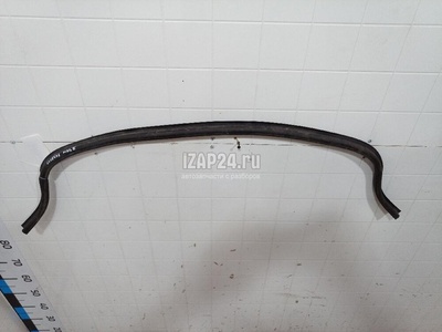 8200330448 Уплотнитель капота Renault Megane II (2003 - 2009)
