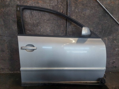 LB7Z Дверь в сборе правая передняя volkswagen passat b5