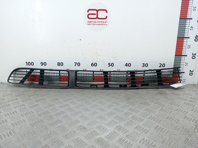 3B0853677B Решетка (заглушка) в бампер левая Volkswagen Passat 5 (1996-2000) 2000 ,