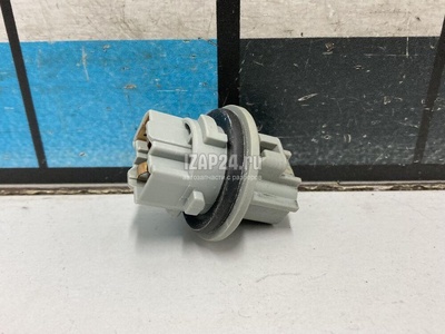 9007560028 Патрон лампы Toyota CorollaVerso (2001 - 2004)