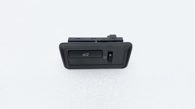 LR025943 Кнопка открывания багажника Land Rover Evoque L538 2012 , BJ3211654BB