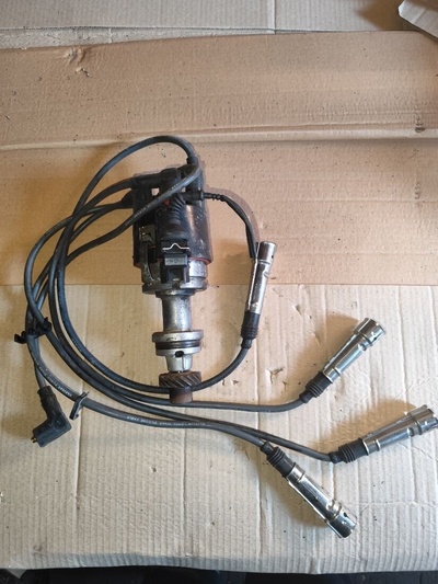 0237520032 Распределитель зажигания (трамблер) Audi 80 B4 1996 ,048905205B