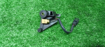 7L0616751A штуцер VW Touareg 2002-2010 2006