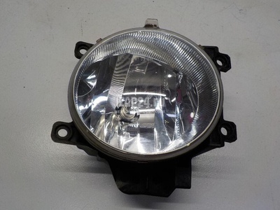 8121060180 Фара противотуманная правая Toyota Land Cruiser (200) 2008