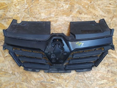 623105887R Решетка радиатора Renault Logan 2 2020