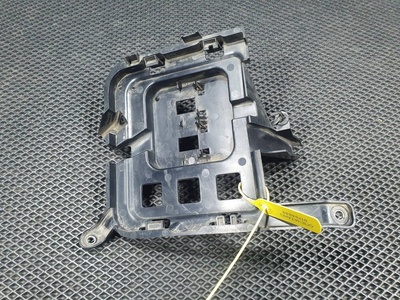 4K0907648A Кронштейн Audi A6 C8 рест. 2022