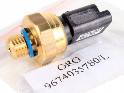 PL071978 датчик давления масляный citroen peugeot 1.2 thp puretech 9674035780