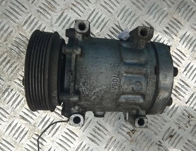 SD7H15 Компрессор кондиционера Mitsubishi Carisma 1997 ,7700872158