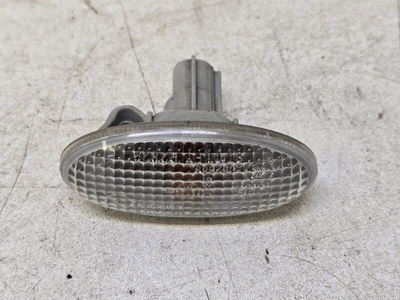 GJ6A51120E Повторитель поворота Mazda 3 BK 2002-2009